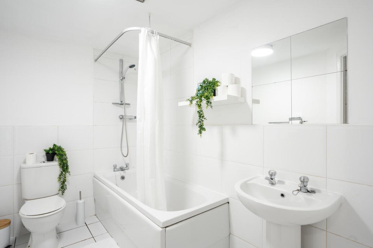 Stylish 2 Bed Manchester Flat 外观 照片